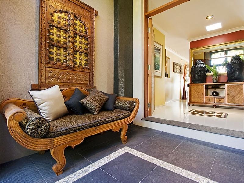 100 Upton Street, Bundall QLD 4217