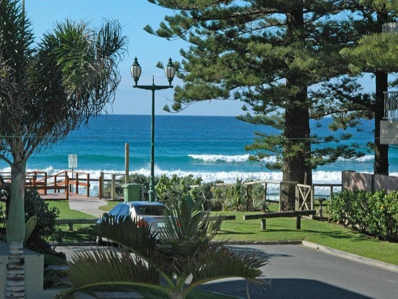 3/5 `Wirringa Sands’ Francis Street, Mermaid Beach QLD 4218