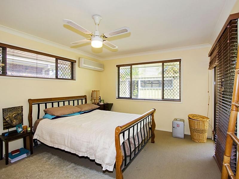 7 Wanneroo Court, Mermaid Waters QLD 4218