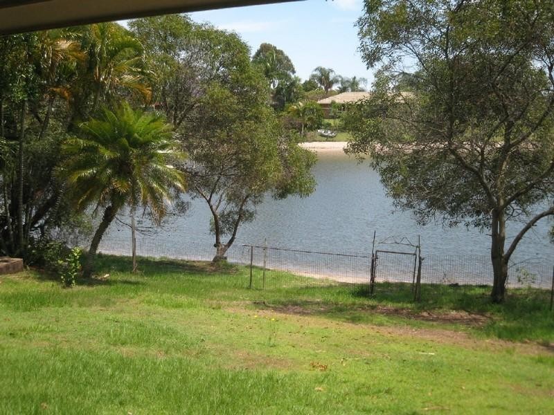 176 Burleigh Street, Burleigh Waters QLD 4220