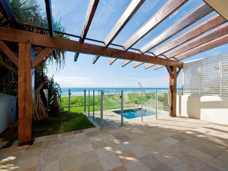 1/147 Hedges Avenue, Mermaid Beach QLD 4218