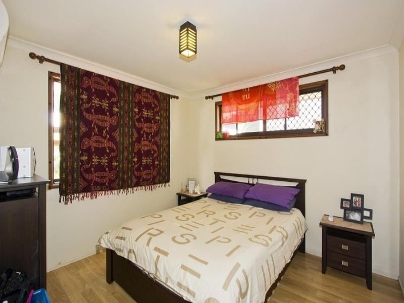 31 Pacific Avenue, Miami QLD 4220