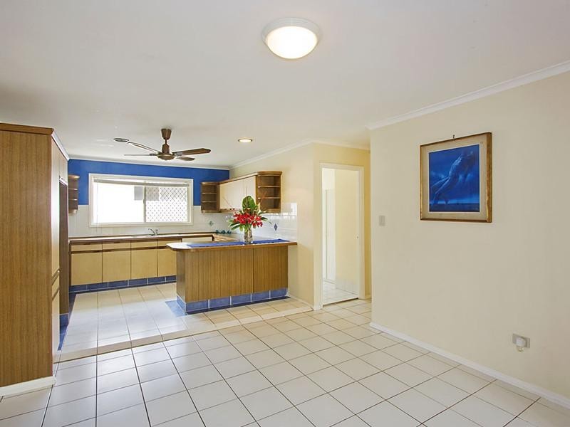 30 Brindisi Avenue, Isle Of Capri QLD 4217