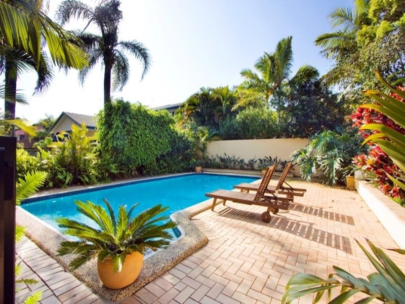 29 Petersen Avenue, Southport QLD 4215