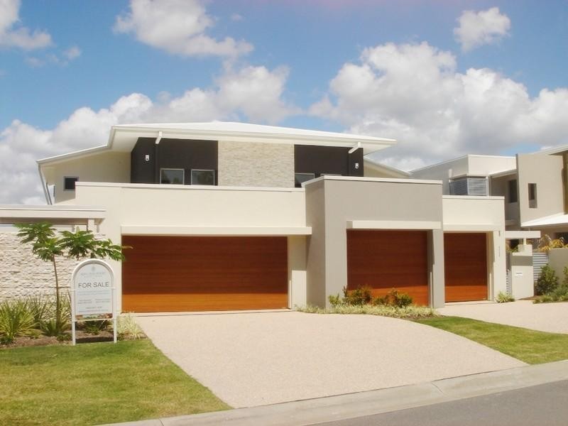 6020B Vista Drive, Benowa QLD 4217