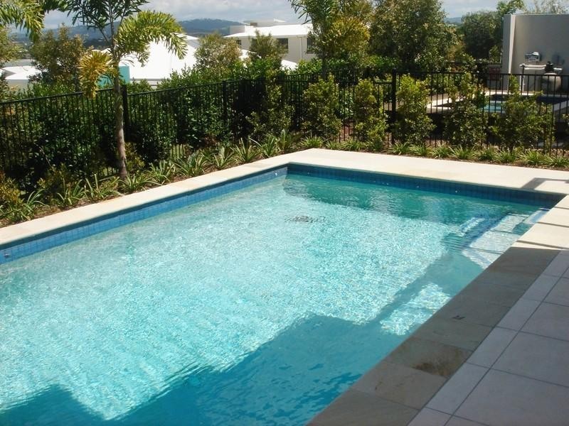 6020B Vista Drive, Benowa QLD 4217