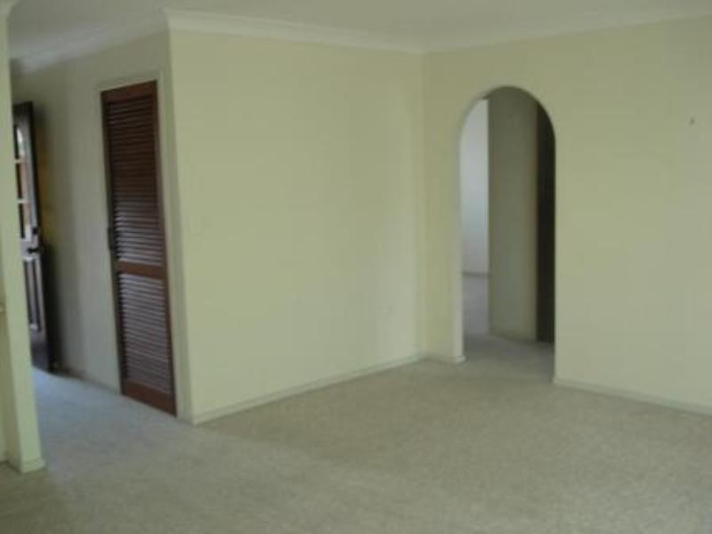 2/123 Old Burleigh Road, Broadbeach QLD 4218