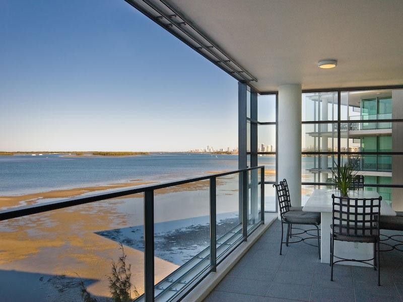 Paradise Point QLD 4216