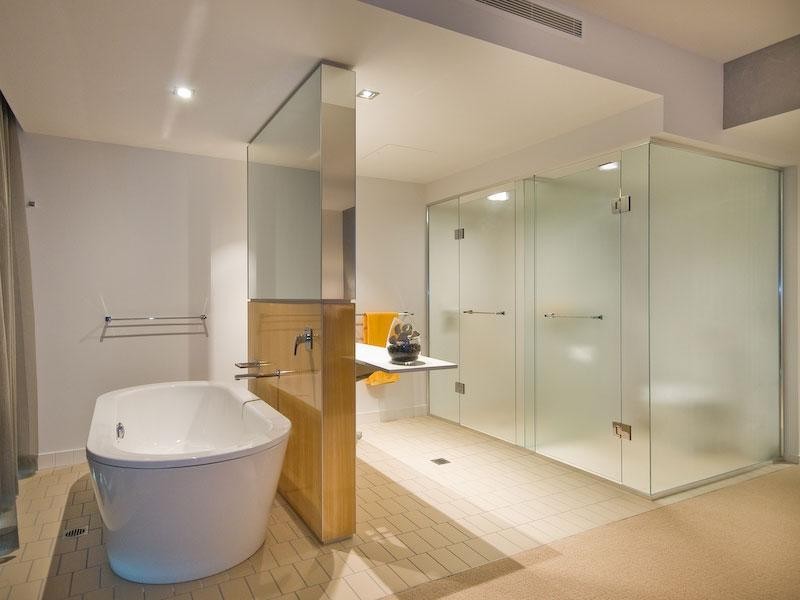 Paradise Point QLD 4216