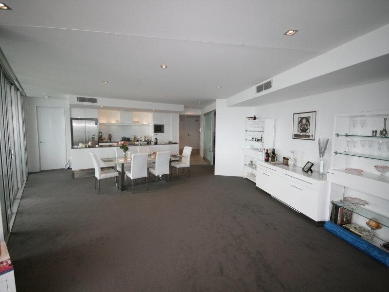 6203/9 Hamilton Avenue, Surfers Paradise QLD 4217