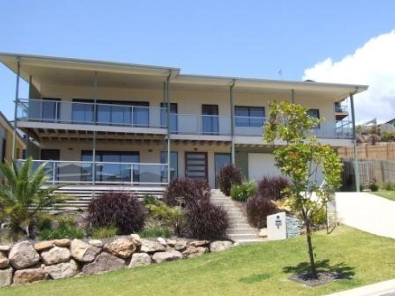 9 Molonglo Close, Reedy Creek QLD 4227