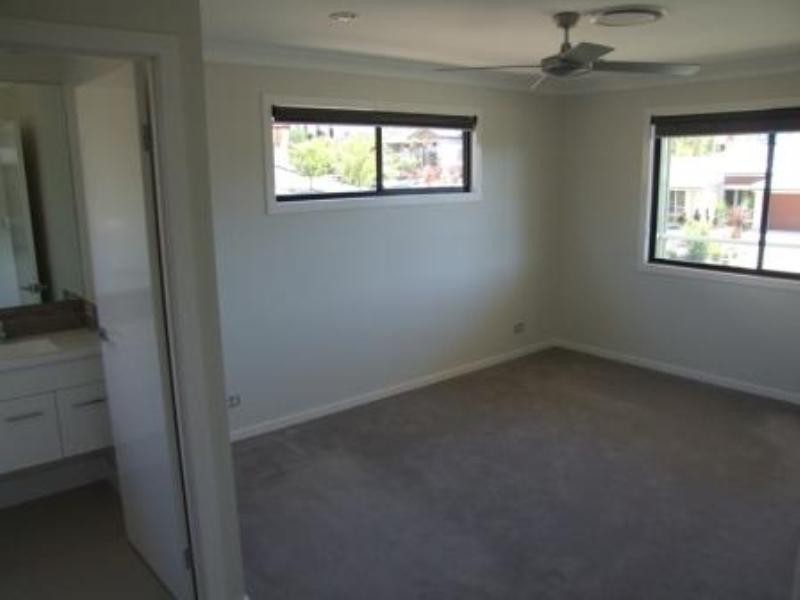 9 Molonglo Close, Reedy Creek QLD 4227