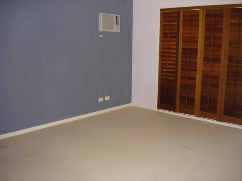 134 Dunlin Drive, Burleigh Waters QLD 4220