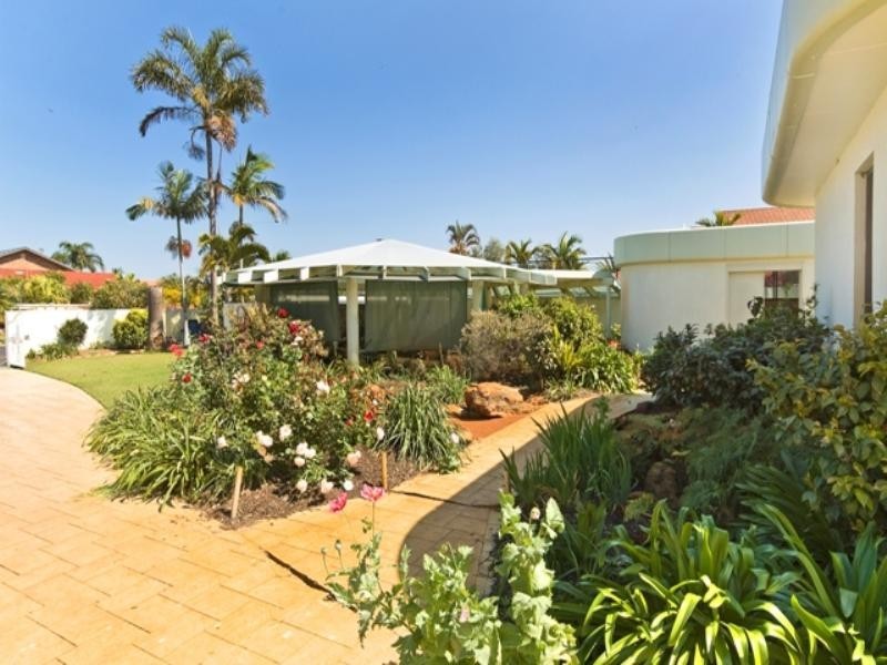 107 Tallebudgera Drive, Palm Beach QLD 4221