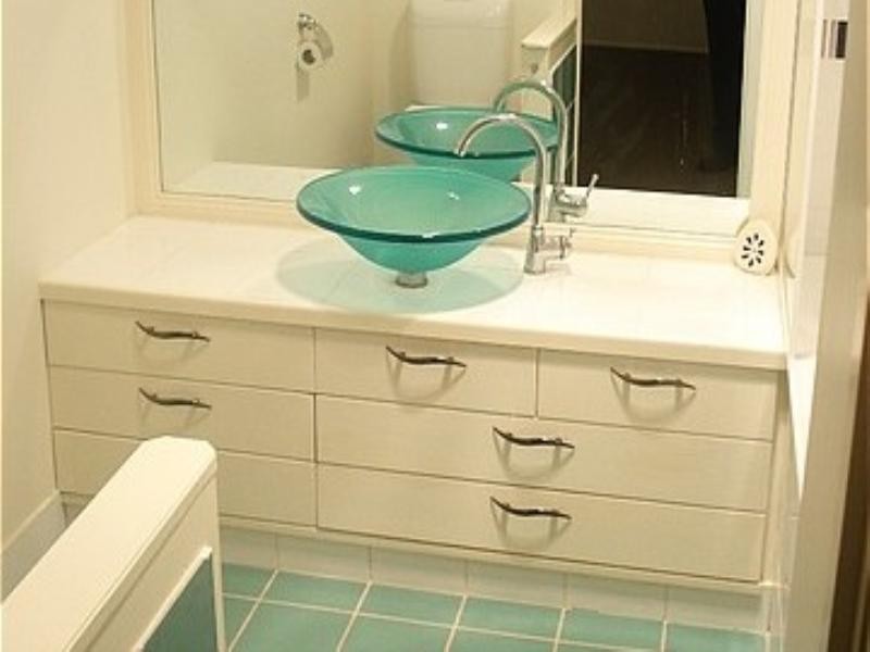 115 Allambi Avenue, Broadbeach Waters QLD 4218