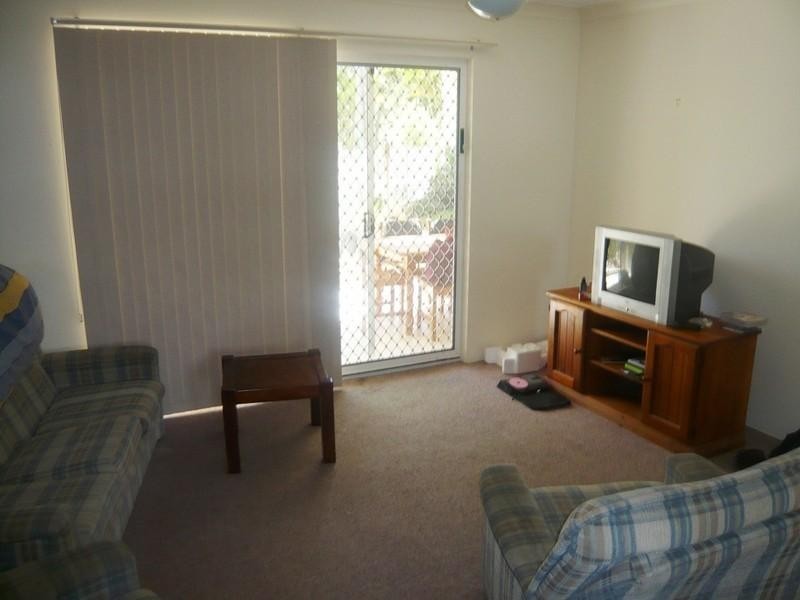 2/9 Francis Street, Mermaid Beach QLD 4218