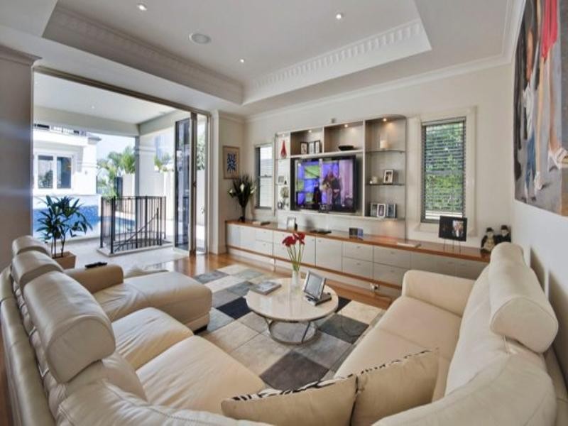 14 Korong Street, Southport QLD 4215