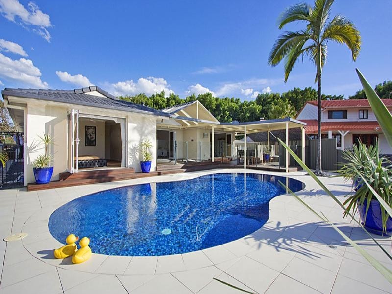 Broadbeach Waters QLD 4218