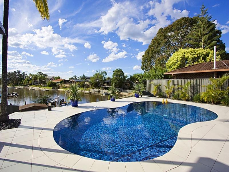 Broadbeach Waters QLD 4218