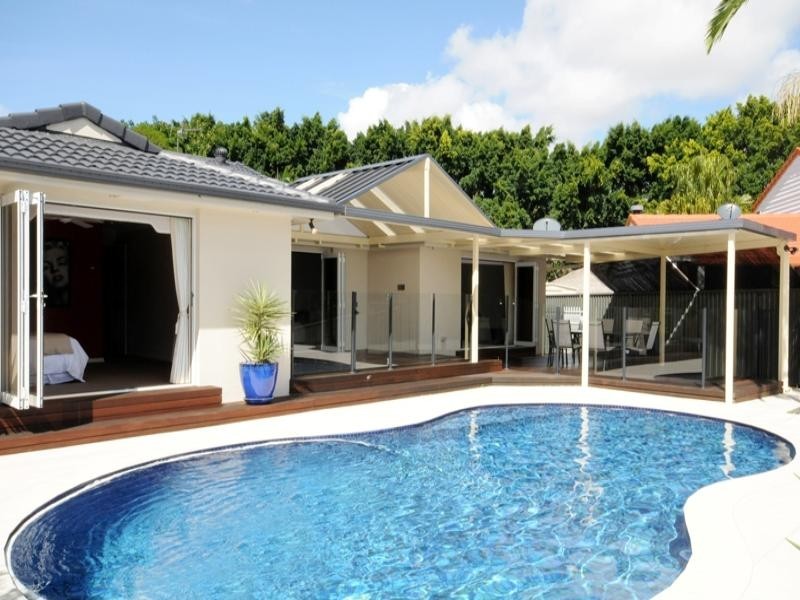 Broadbeach Waters QLD 4218