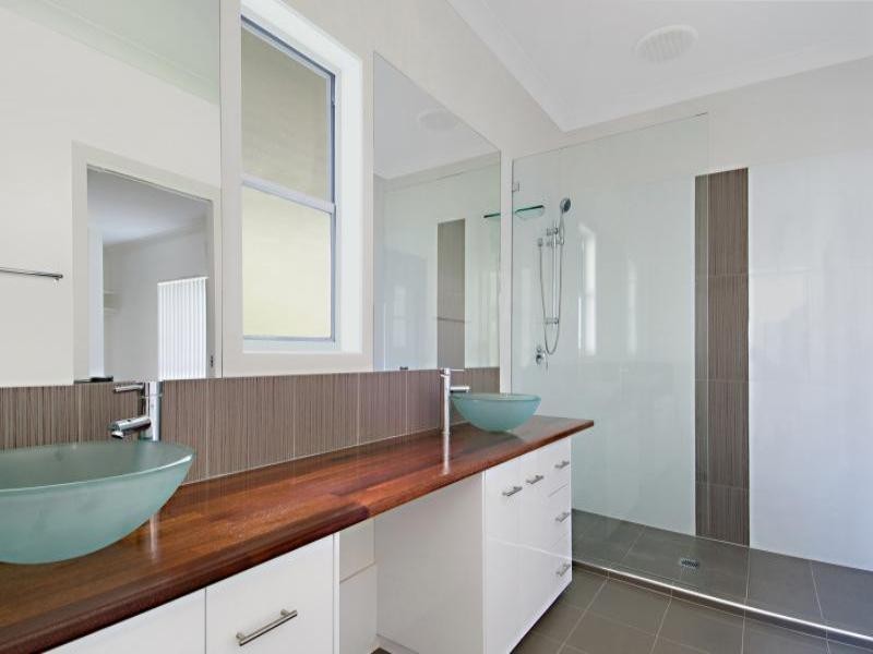 24 Ensor Street, Mudgeeraba QLD 4213