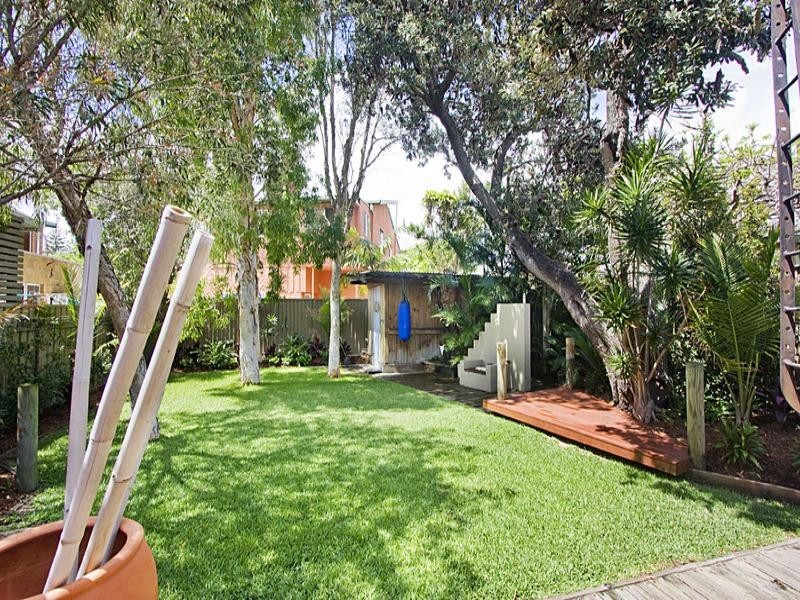 12 Santa Monica Road, Miami QLD 4220