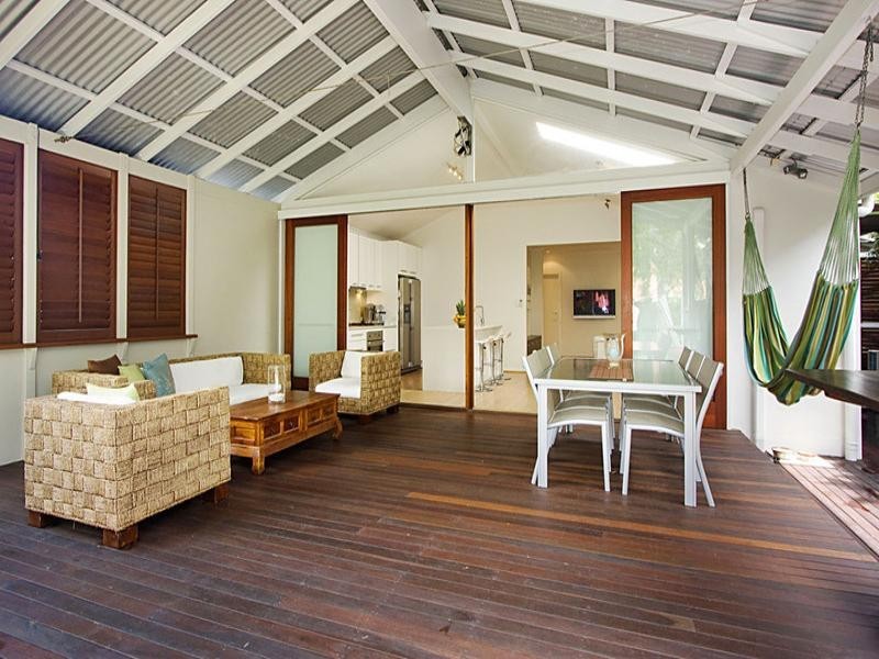 12 Santa Monica Road, Miami QLD 4220