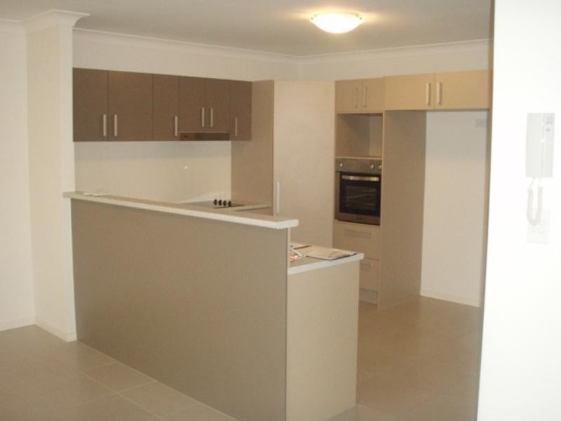 4/181 Gemvale Road, Mudgeeraba QLD 4213