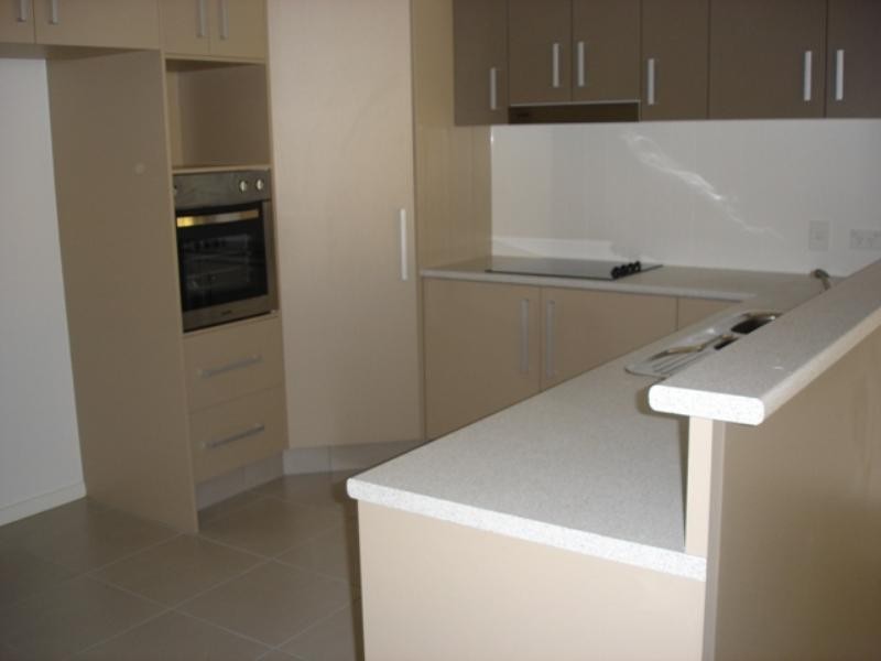 4/181 Gemvale Road, Mudgeeraba QLD 4213