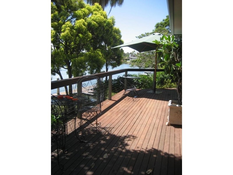 Broadbeach Waters QLD 4218