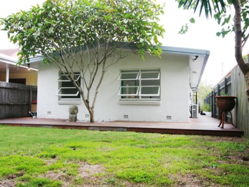 2/83 Sunshine Parade, Miami QLD 4220