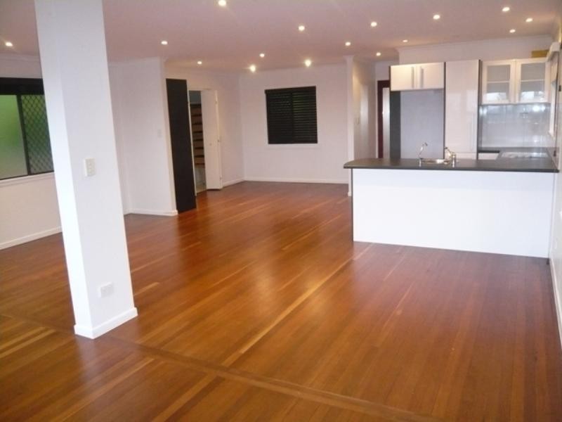 4/8 Nathan Street, Burleigh Heads QLD 4220