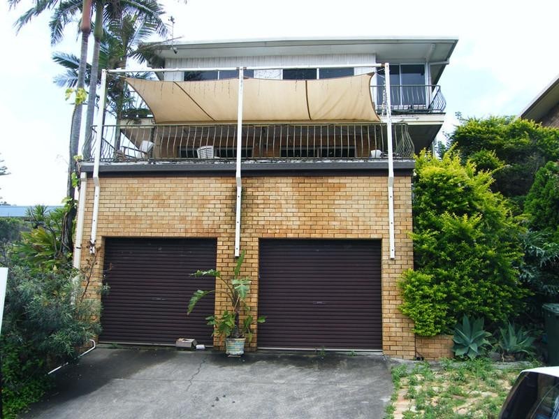 11 Kelly Avenue, Miami QLD 4220