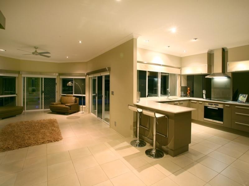 Clear Island Waters QLD 4226