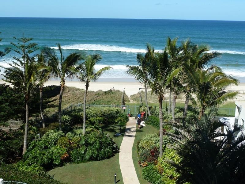 6B ‘La Sabbia’, 74 Old Burleigh Road, Surfers Paradise QLD 4217