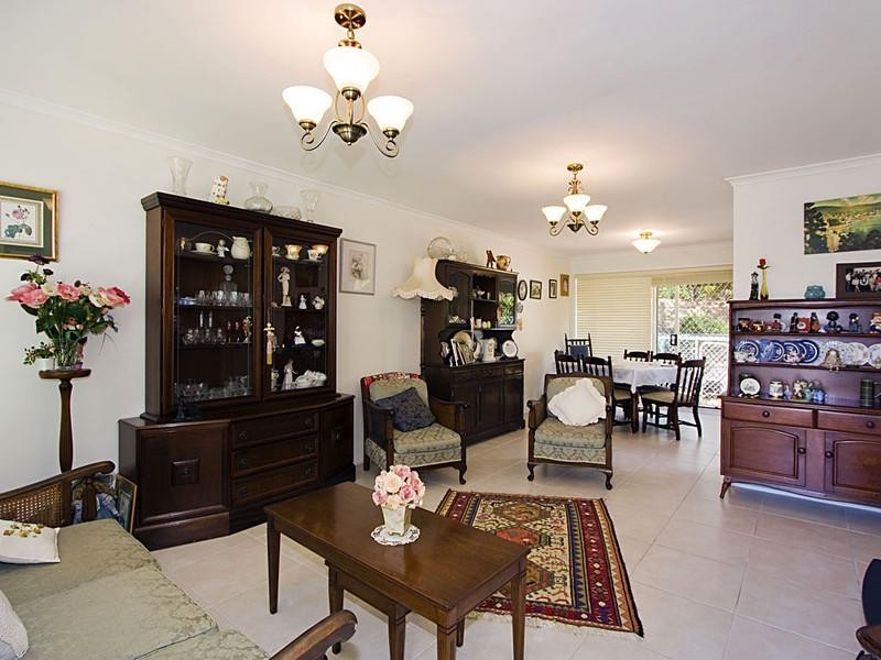 17/5 Greenlands Drive, Varsity Lakes QLD 4227