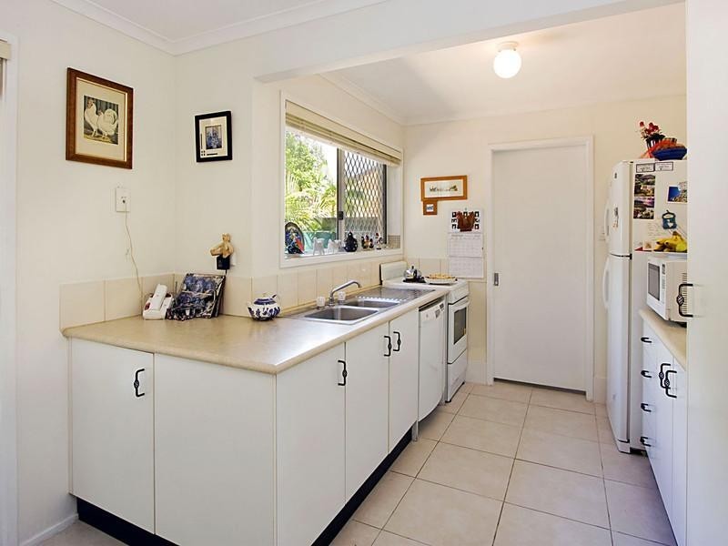 17/5 Greenlands Drive, Varsity Lakes QLD 4227