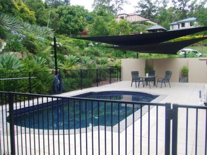 19 Forest Drive, Elanora QLD 4221