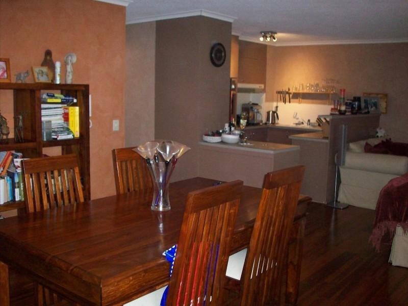 2/10 Dudley Street, Mermaid Beach QLD 4218