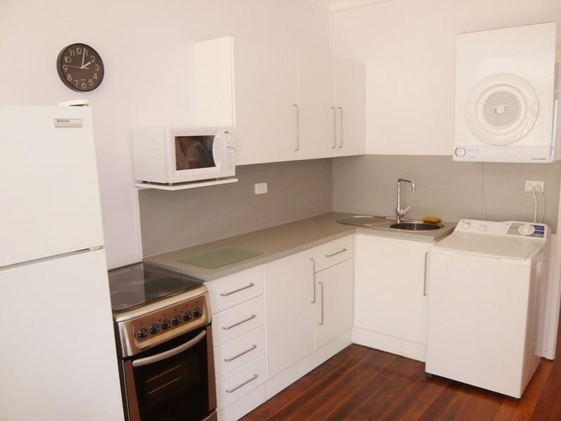 7/17 Stanhill Drive, Chevron Island QLD 4217