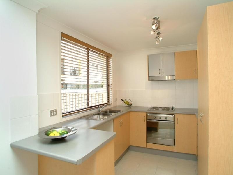 25/2 Karbunya Street, Mermaid Waters QLD 4218