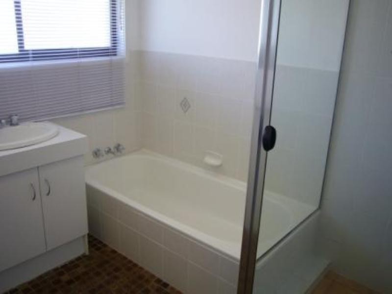 25/2 Karbunya Street, Mermaid Waters QLD 4218