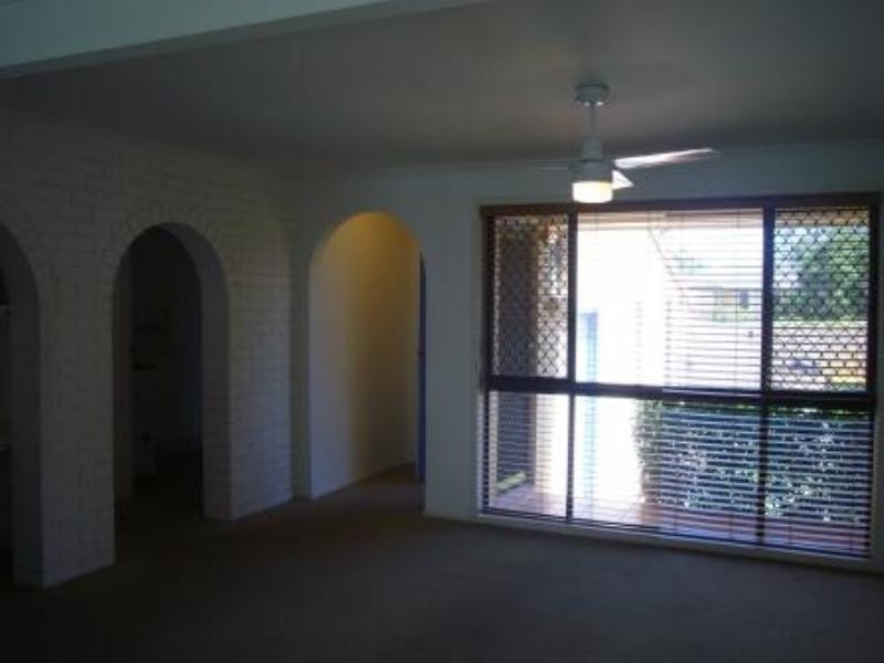 25/2 Karbunya Street, Mermaid Waters QLD 4218