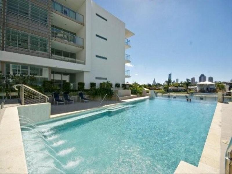 1401/33 TE Peters Drive, Broadbeach QLD 4218