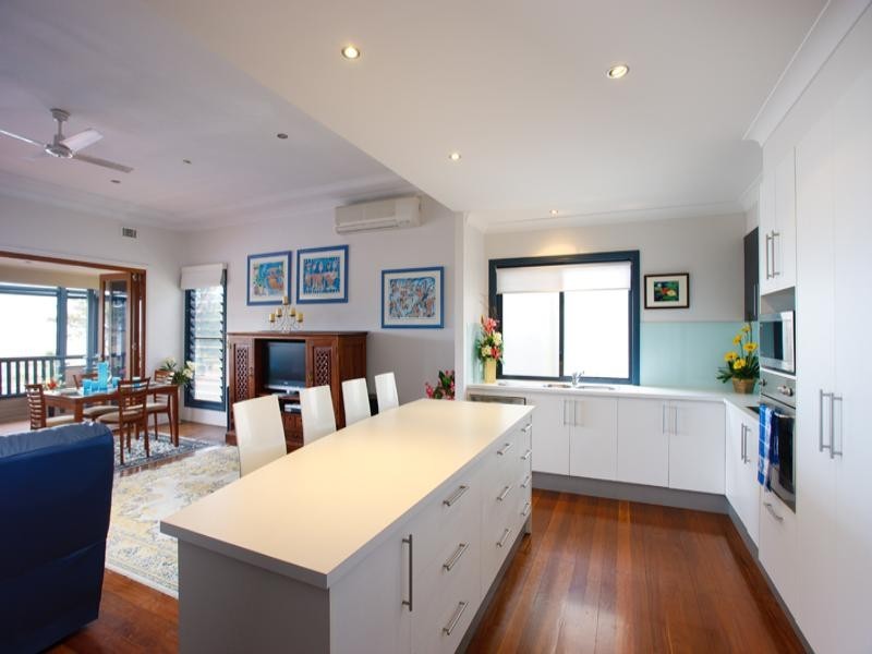 32 Pacific Parade, Bilinga QLD 4225