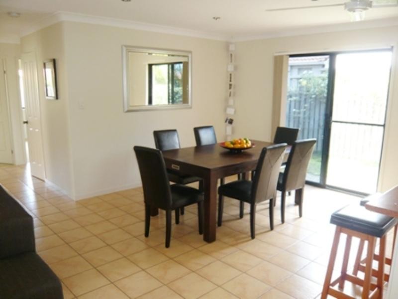 36 Gardendale Crescent, Burleigh Waters QLD 4220