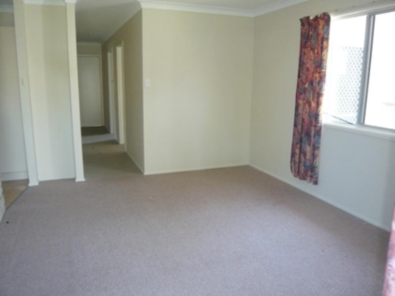 102 Dolphin Avenue, Mermaid Beach QLD 4218