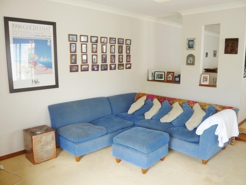 24b Lennie Avenue, Main Beach QLD 4217