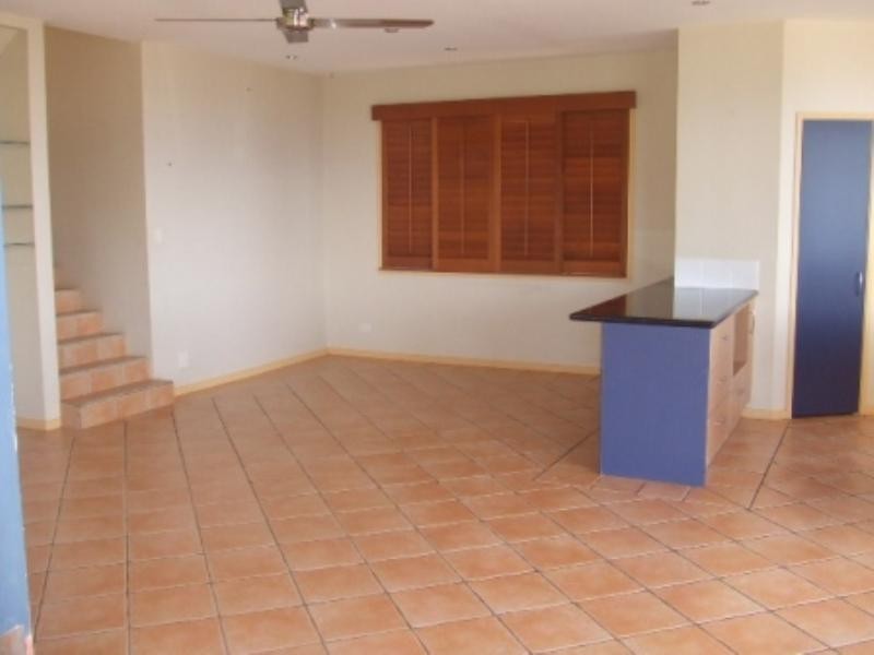 1/48 Hill Avenue, Burleigh Heads QLD 4220