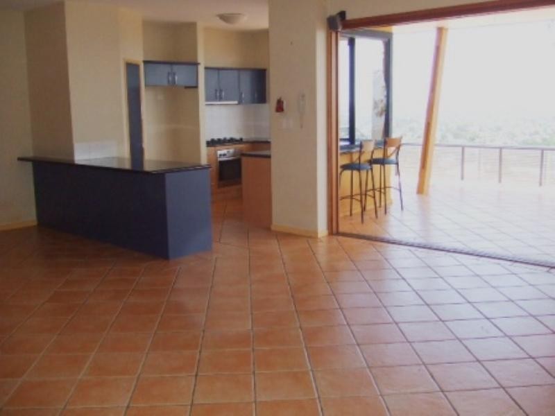 1/48 Hill Avenue, Burleigh Heads QLD 4220